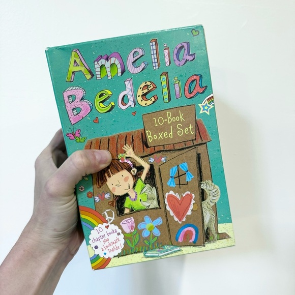 2016 Amelia Bedilia 10 Book Box Set - MISSING ONE - Picture 2 of 8